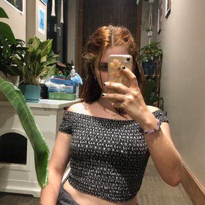 Brandy Melville Floral Scrunchy Top